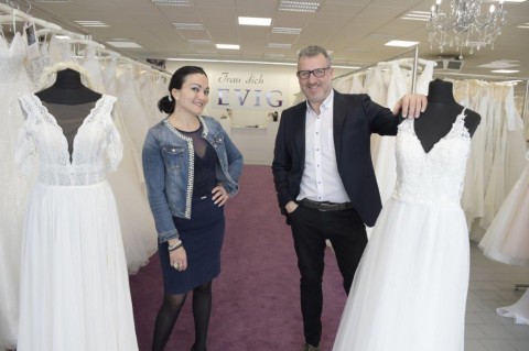 Trau dich EVIG - Hochzeitshaus, Brautmode · Hochzeitsanzug Bad Kreuznach, Kontaktbild