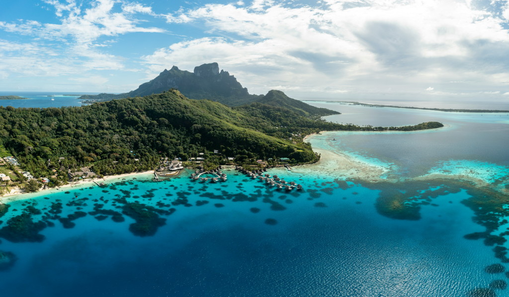 Überwasser-Bungalows auf Bora Bora